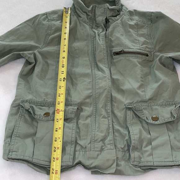 GAP Women’s Khaki Green Short Utility Douglas Fir Denim Jacket Size Small - Picture 8 of 12